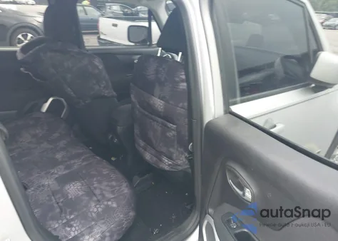 2018 Jeep Renegade Latitude Fwd from USA, damaged, VIN ZACCJABB5JPH38323